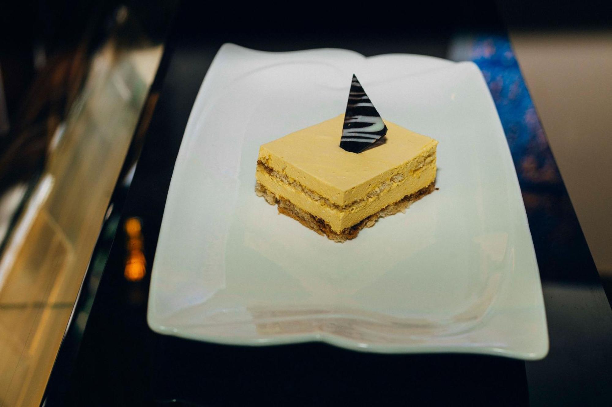 The Hut Restaurant & Boutique Hotel キガリ エクステリア 写真