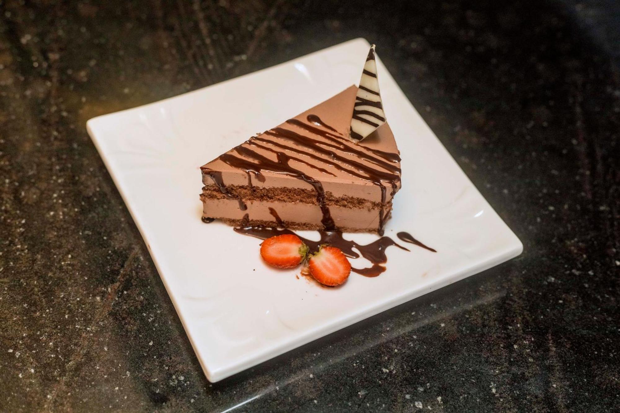 The Hut Restaurant & Boutique Hotel キガリ エクステリア 写真